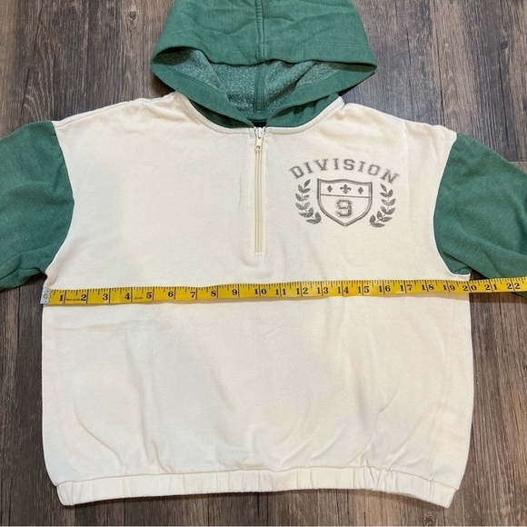 Girls Art Class Hoodie Sweatshirt Green Cream Front Pockets Size XXL /18 - Picture 7 of 9
